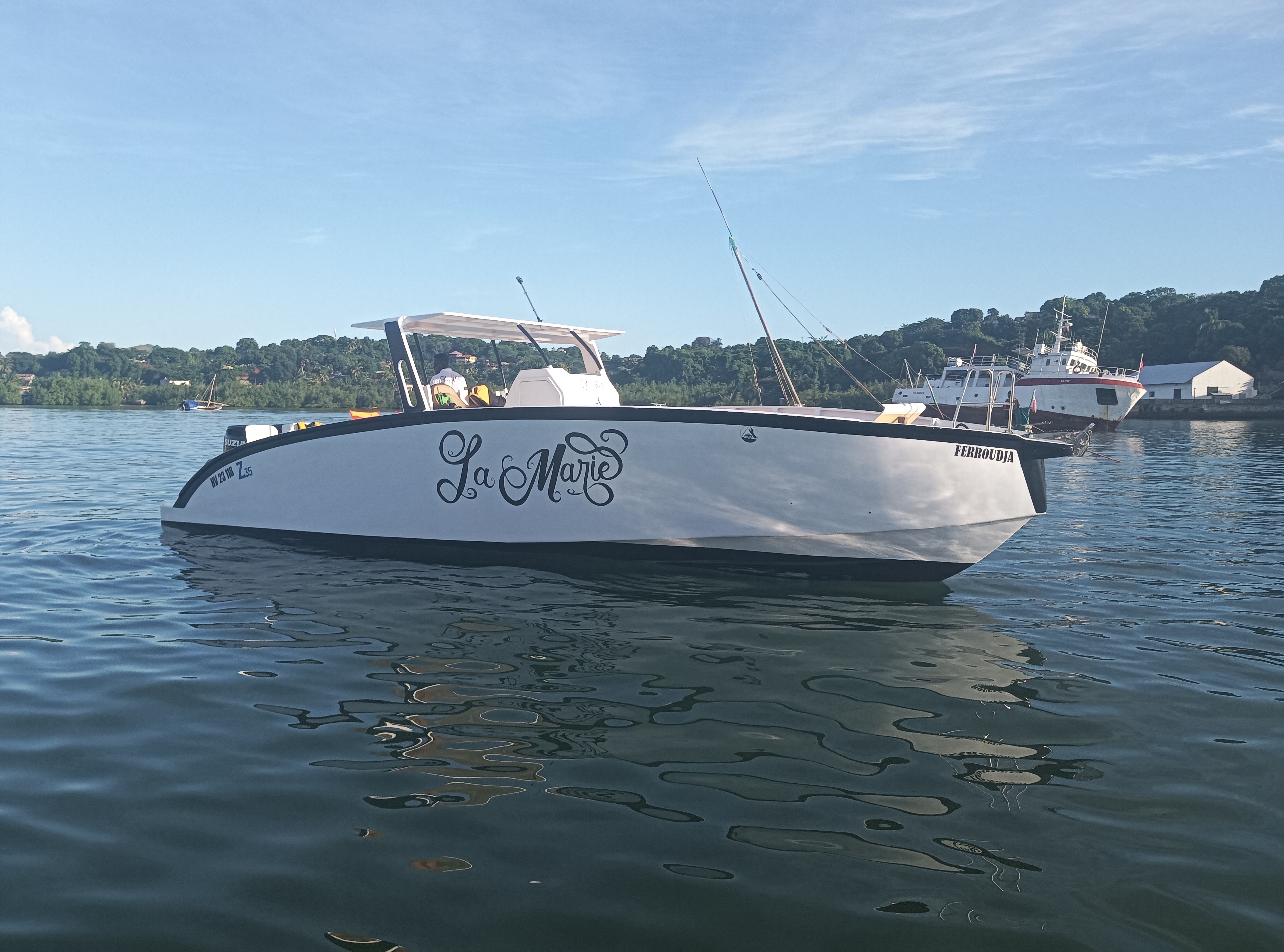 photo la mairie bateaux